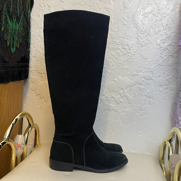 UGG Shoes - UGG {5} 'Daley Gracen' Black Suede Tall Riding Boots Block Heel